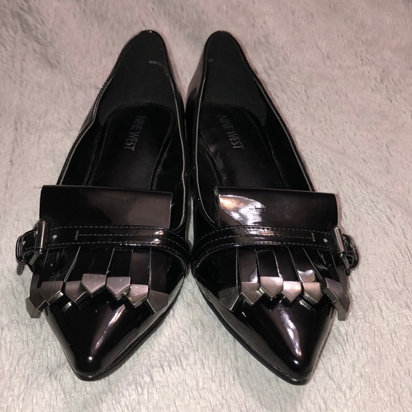 New Nine West Flats - Picture 6 of 6